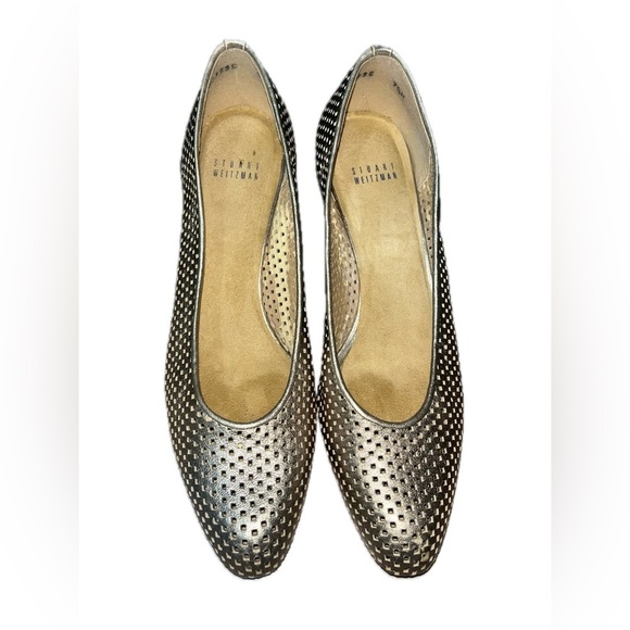 Stuart Weitzman Auth $399 Women's Gold Leather Cutout Accent Pumps Size 7.5M - Picture 3 of 11